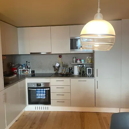 Elegant 2 Bdr, Very Well Located Next To Timeout * Лісабон