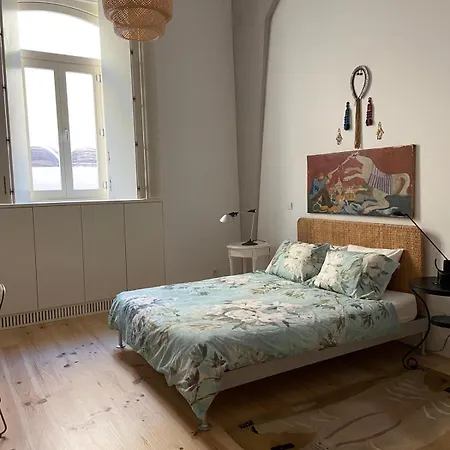 Elegant 2 Bdr, Very Well Located Next To Timeout * Лісабон